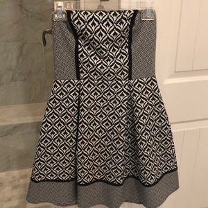 Black and white strapless dress